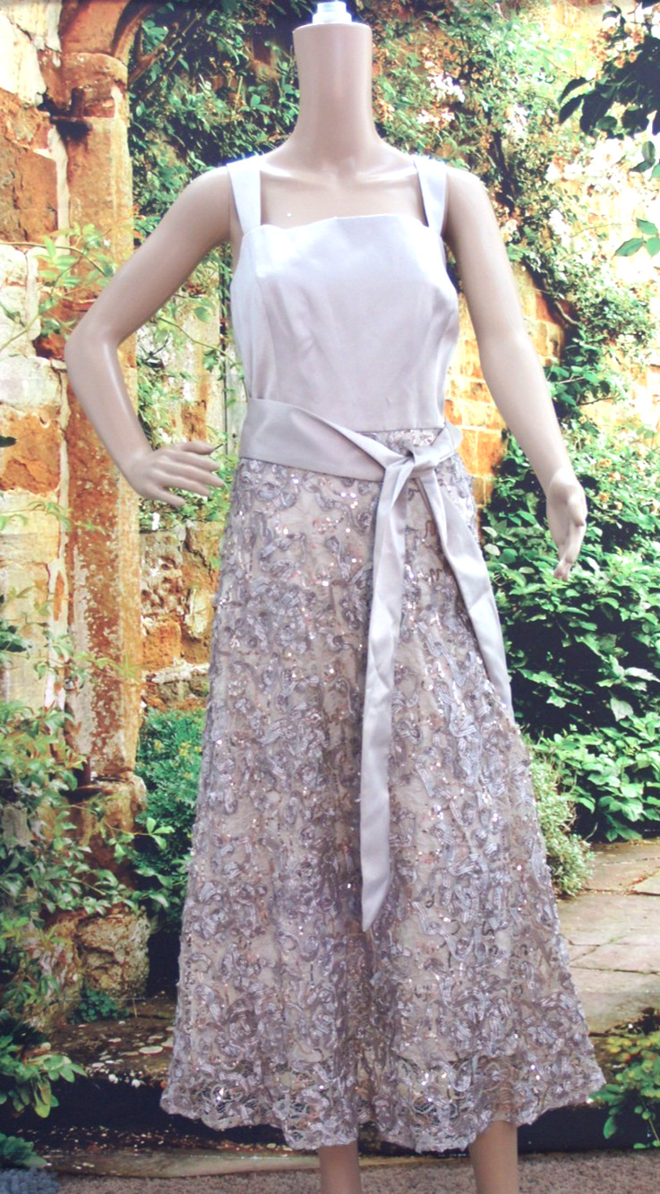 Tahari Light Mauve Sequin Embellished Skirt Cocktail Dress size 16